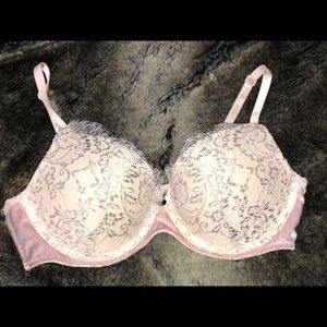 Victoria’s Secret Very Sexy Push Up Bra 36B NWT